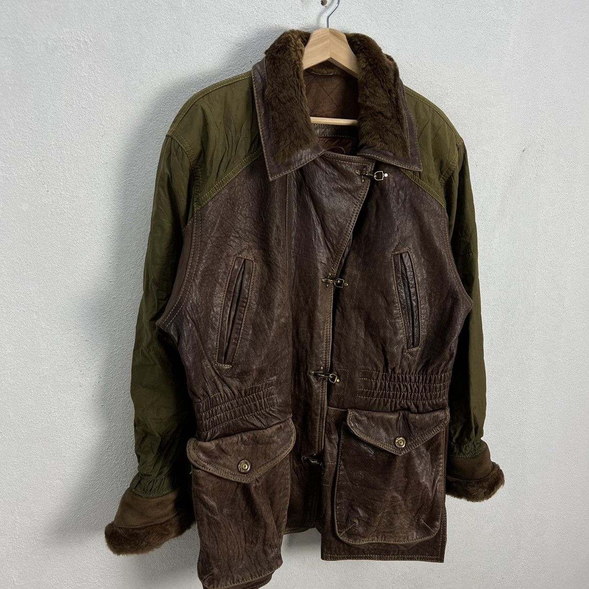 Japanese Brand VINTAGE HOWIE & SON MADE IN SPAIN SUIDE LEATHER JACKET Size US L / EU 52-54 / 3 - 5 Thumbnail