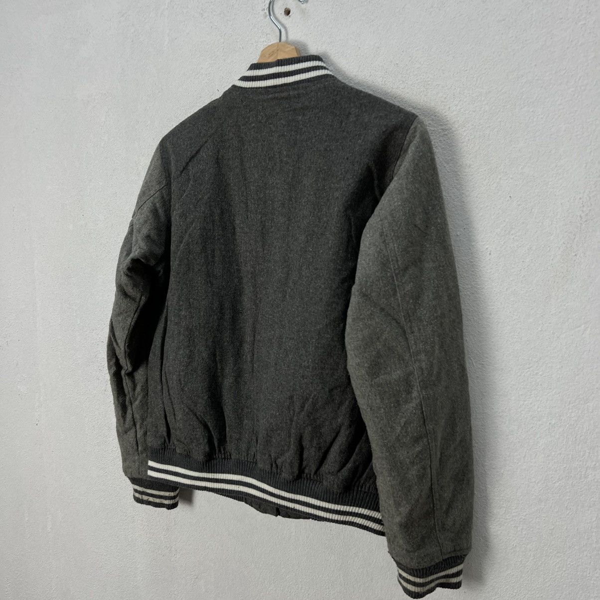 Harris Tweed × Japanese Brand VINTAGE HARRIS TWEED VARSITY JACKET Size US S / EU 44-46 / 1 - 9 Thumbnail