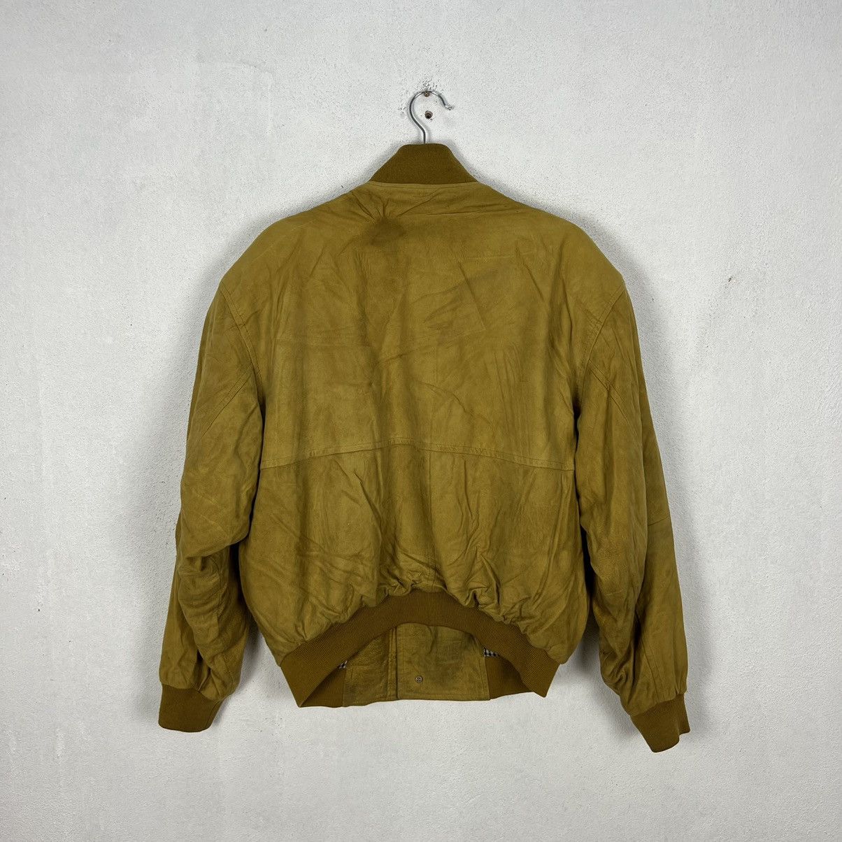 Japanese Brand VINTAGE SUIDE BOMBER STYLE LEATHER JACKET CHRISTIAN AUJARD Size US L / EU 52-54 / 3 - 6 Thumbnail