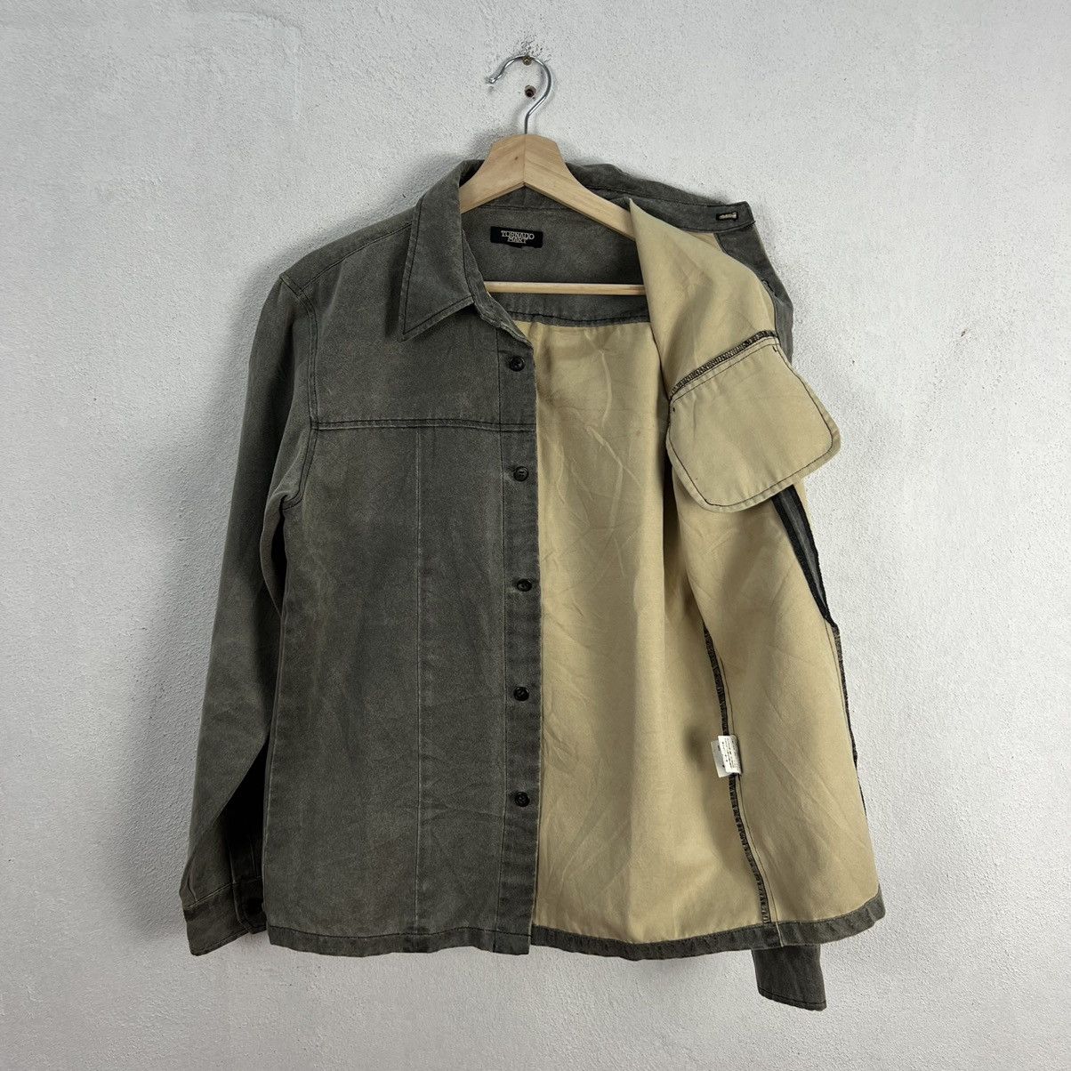 Japanese Brand VINTAGE TORNADO MART SHIRT BUTTONS UP ISSEY MIYAKE STYLE Size US L / EU 52-54 / 3 - 9 Thumbnail