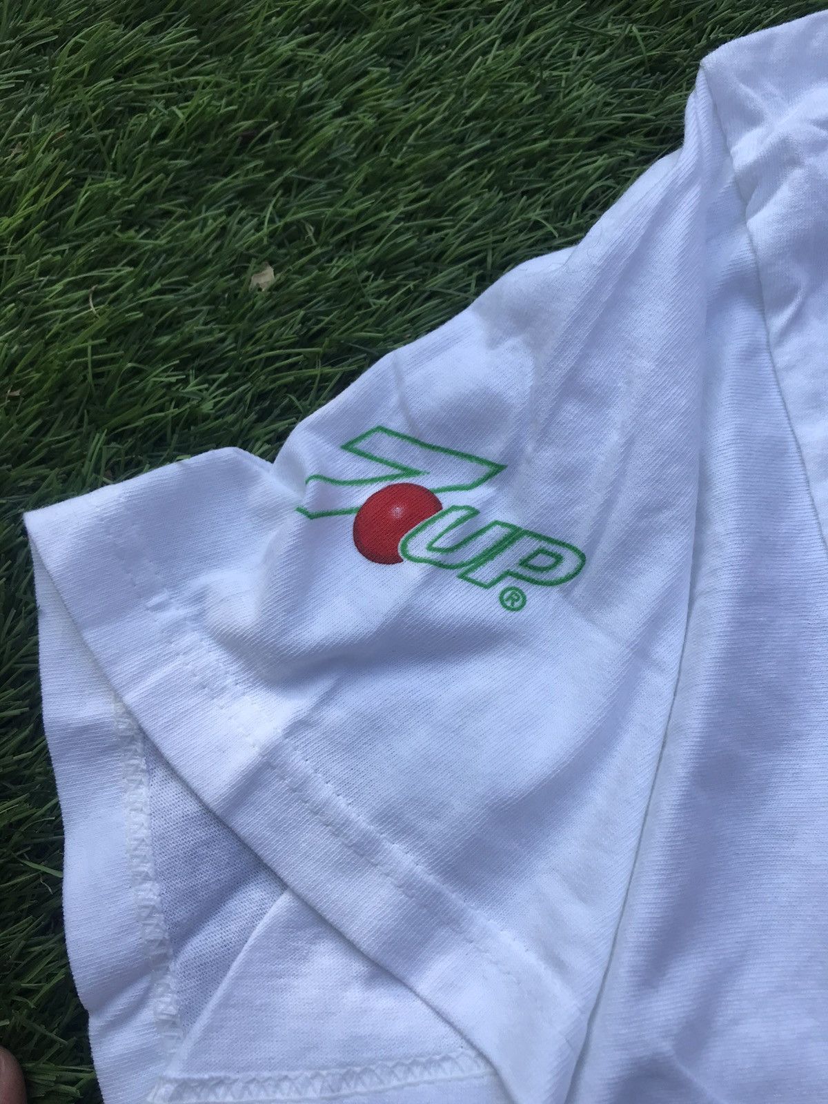 Vintage Vintage 7 UP promo t shirt Size US XL / EU 56 / 4 - 6 Thumbnail