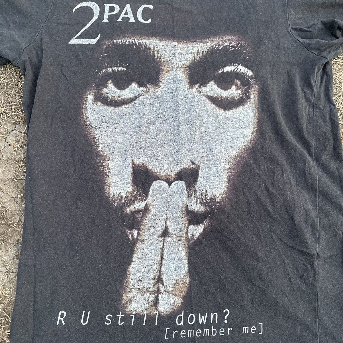 Vintage Vintage 90s 2PAC Graphic Tee Sun Faded Rap Streetwear Slim S Size US S / EU 44-46 / 1 - 4 Thumbnail