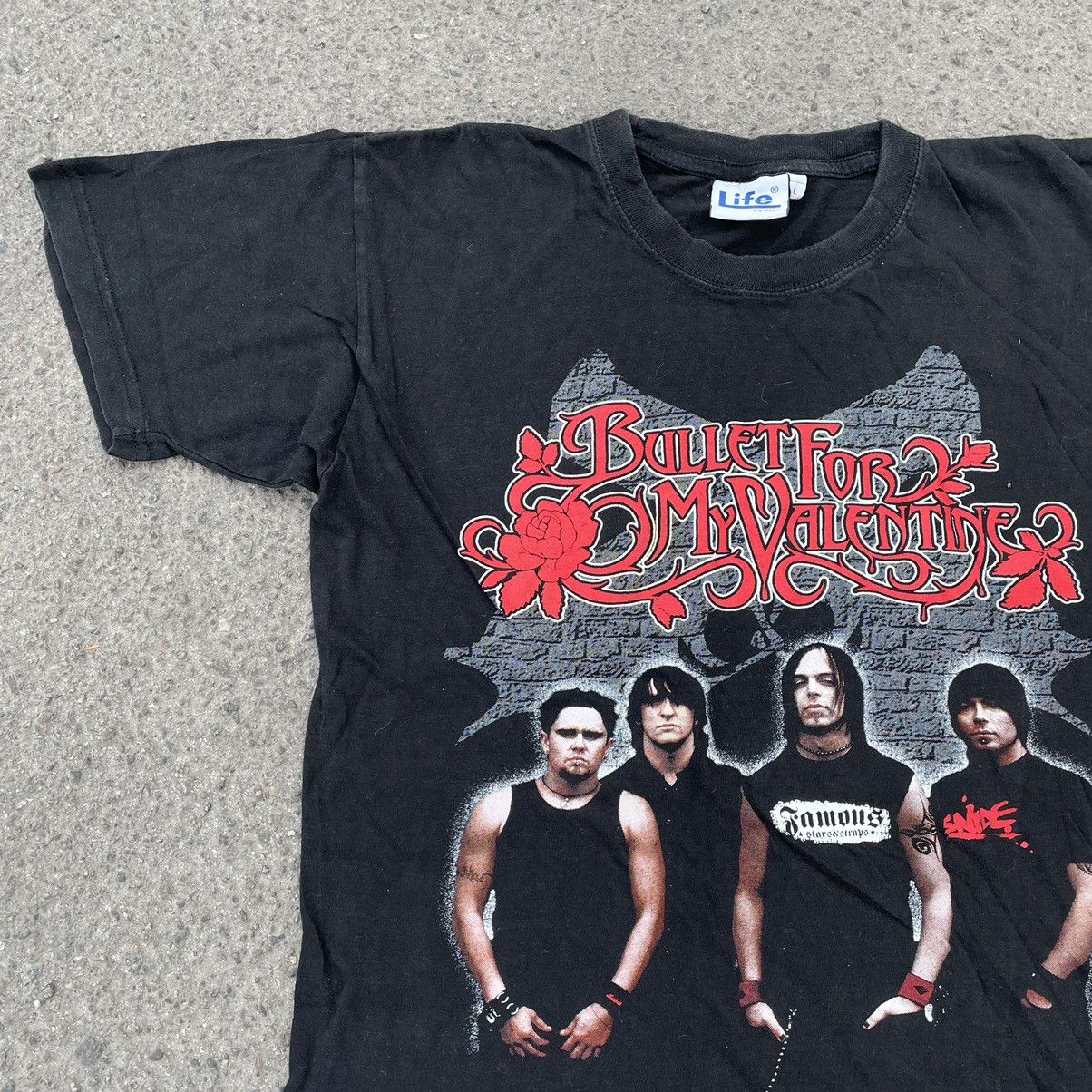 Vintage Vintage Y2K Bullet Valentine Band Tee Sun Faded Grunge L Size US L / EU 52-54 / 3 - 4 Thumbnail