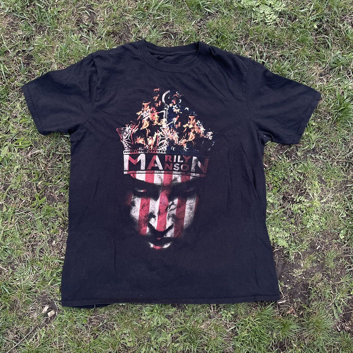 Vintage Vintage 90s Marilyn Manson Faded Graphic Band Tee Grunge L Size US L / EU 52-54 / 3 - 3 Thumbnail
