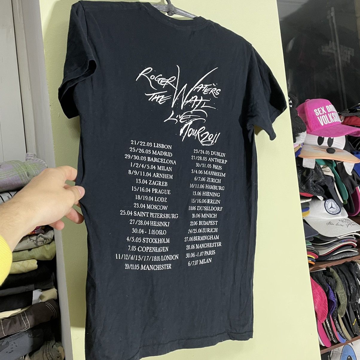 Vintage Vintage Y2K Graphic Tee Band Tee Grunge Aesthetic Black S Size US S / EU 44-46 / 1 - 5 Thumbnail
