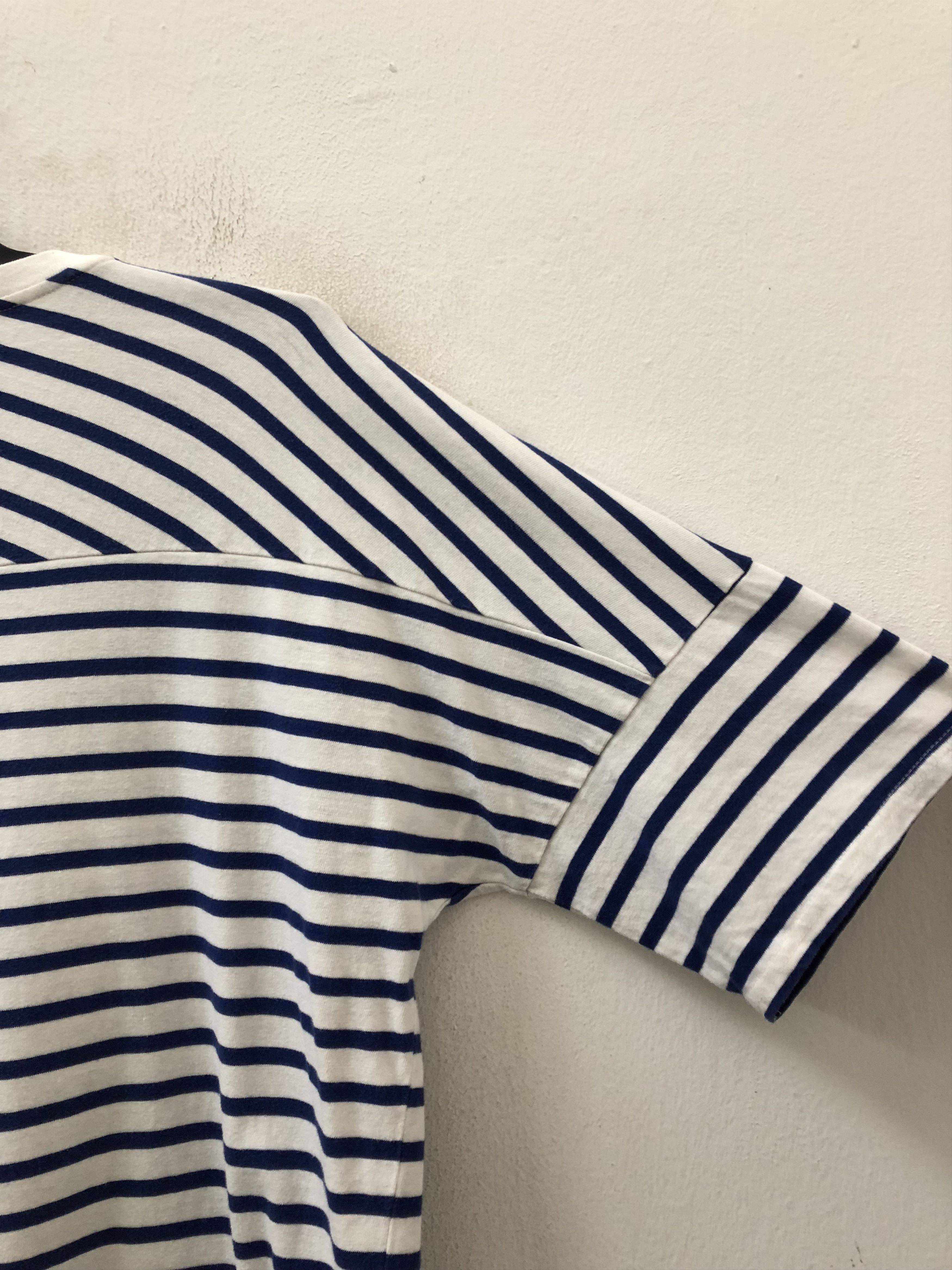 Unused UNUSED Japan Baggy Blue White Striped T shirt Size US M / EU 48-50 / 2 - 9 Thumbnail