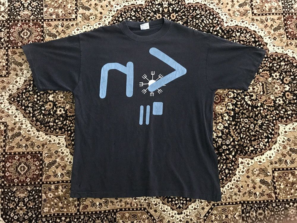 Band Tees 👉🔥 Vintage 90s Nine Inch Nails Rock Band t shirt Size US XL / EU 56 / 4 - 15 Thumbnail