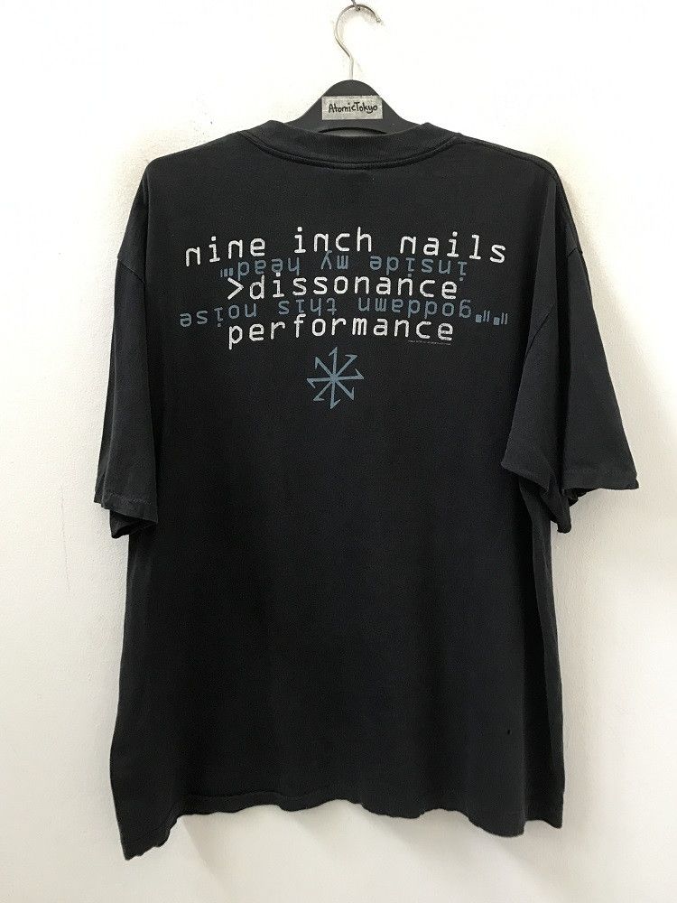 Band Tees 👉🔥 Vintage 90s Nine Inch Nails Rock Band t shirt Size US XL / EU 56 / 4 - 9 Thumbnail