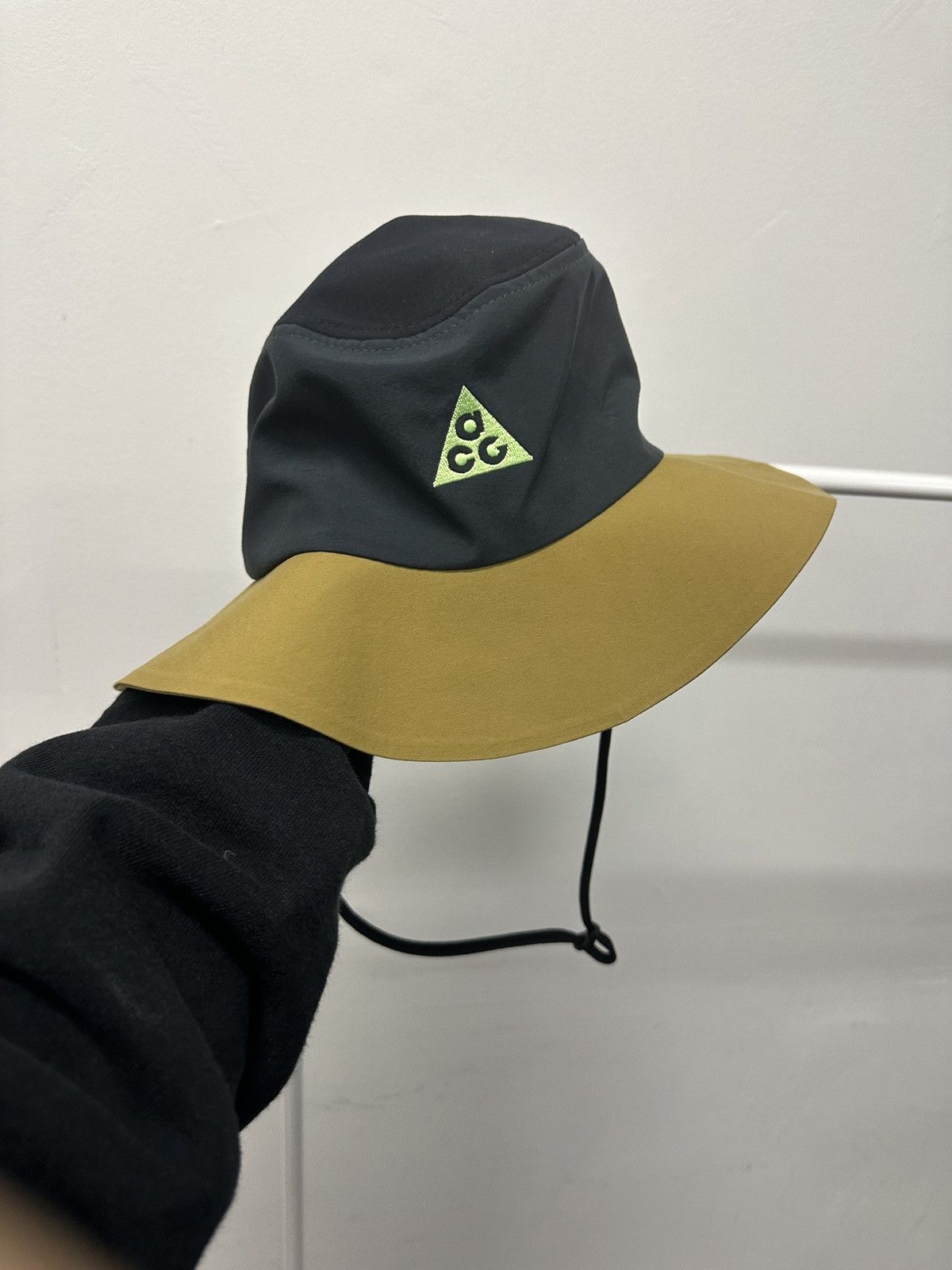 Nike × Nike ACG Nike ACG Bucket Hat DC9088-045 Size ONE SIZE - 8 Thumbnail