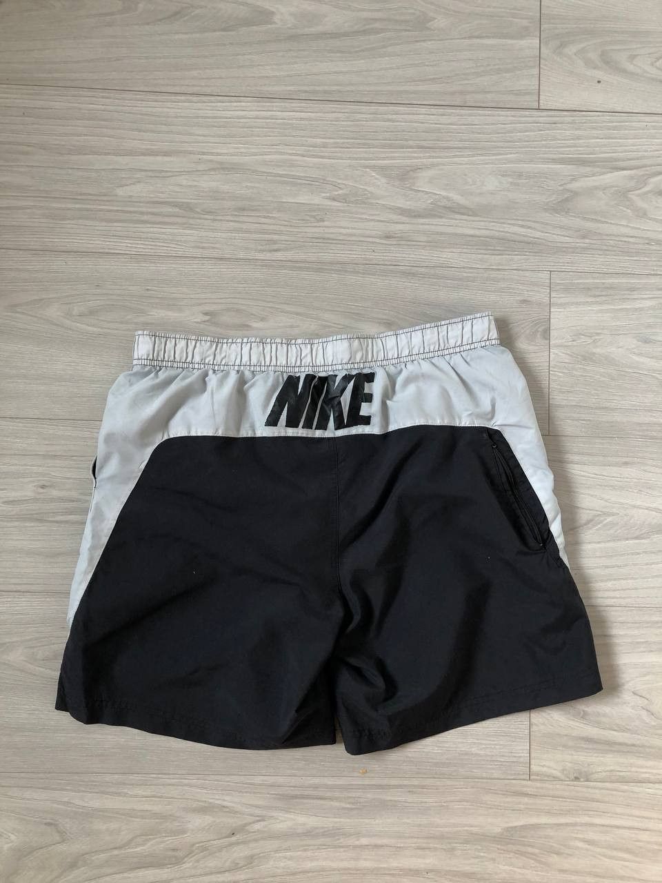 Nike Vintage Nike Shorts Size US 34 / EU 50 - 3 Thumbnail
