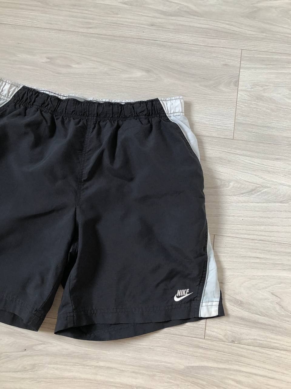 Nike Vintage Nike Shorts Size US 34 / EU 50 - 2 Thumbnail