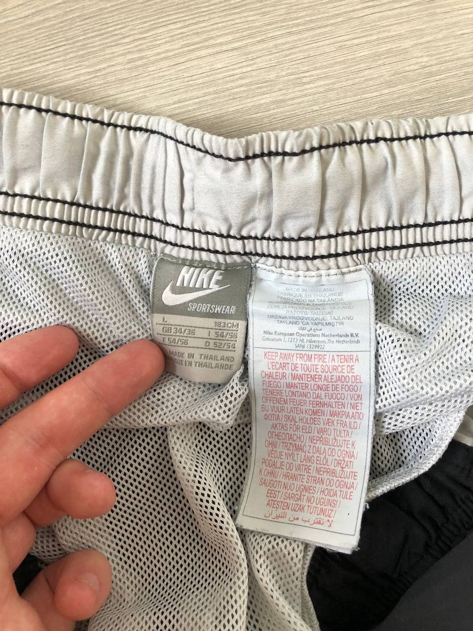 Nike Vintage Nike Shorts Size US 34 / EU 50 - 6 Thumbnail
