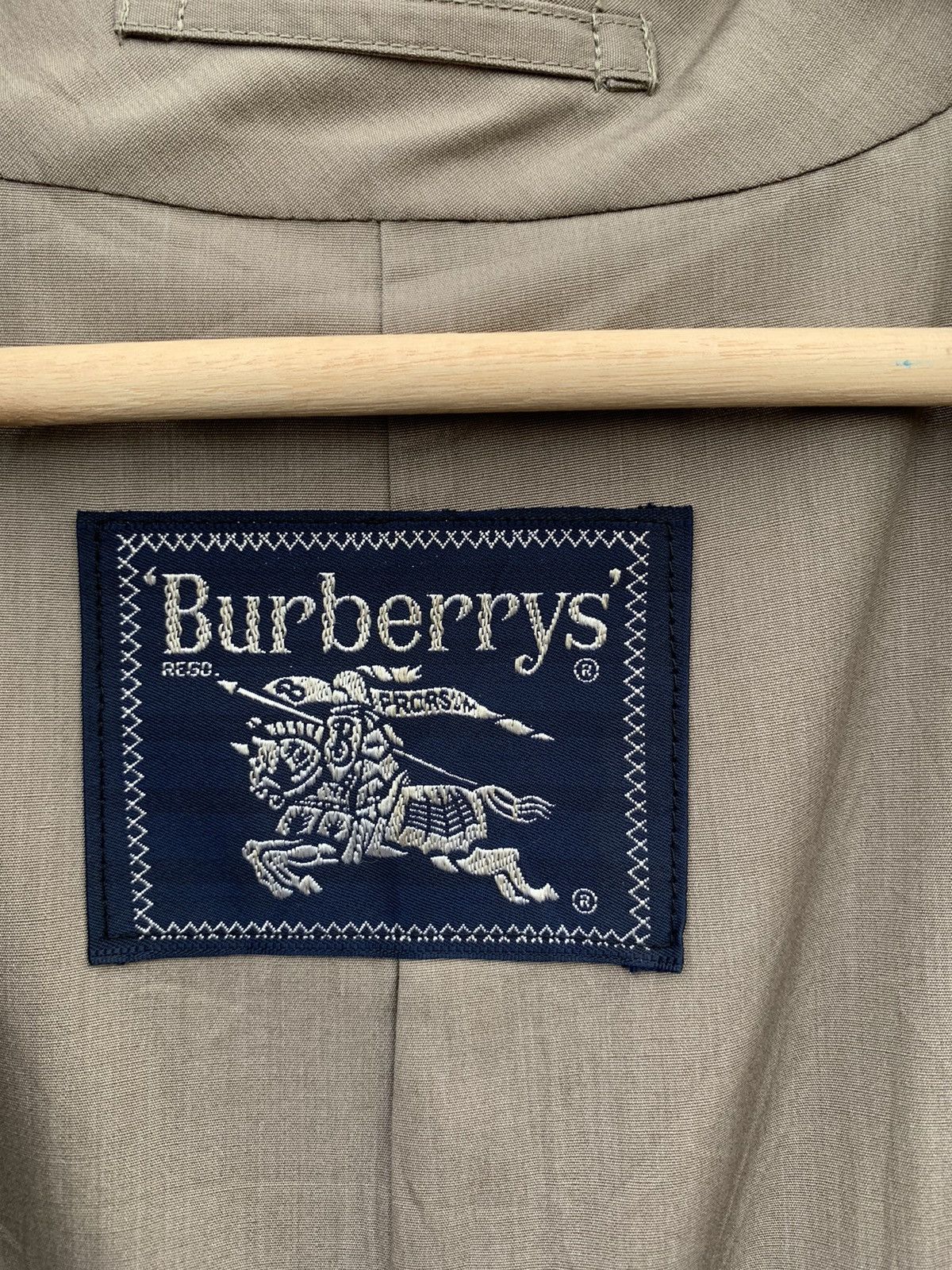 Burberry × Burberry Prorsum × Vintage Vintage Burberrys Trench Coat Jacket Size US L / EU 52-54 / 3 - 12 Thumbnail