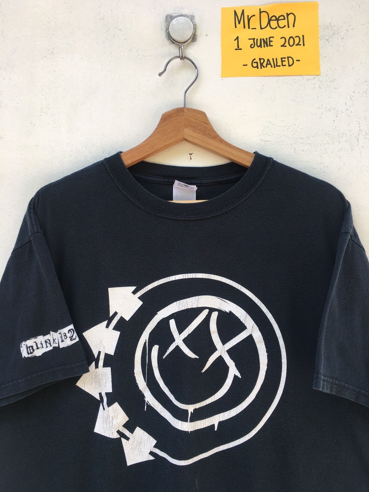 Band Tees Vintage Rare BLINK 182 Smiley Logo Tshirt Size US L / EU 52-54 / 3 - 2 Thumbnail