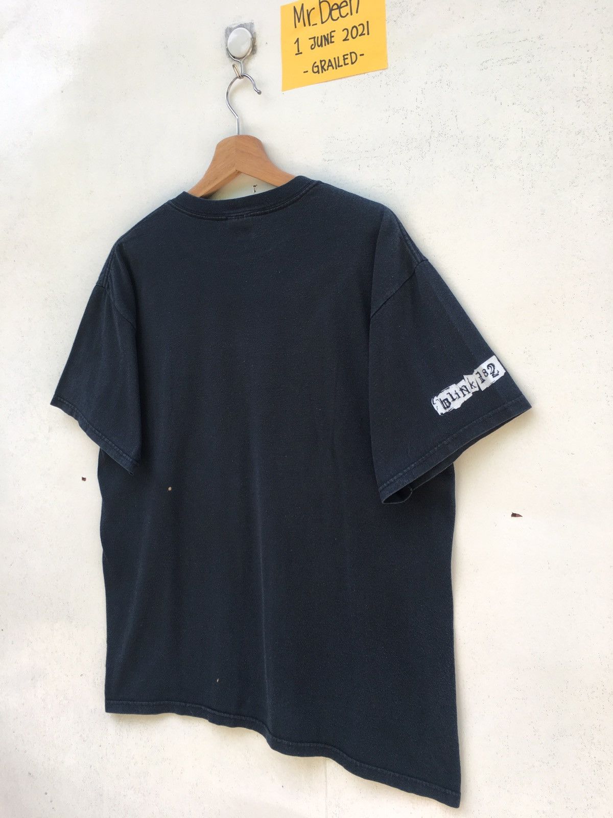 Band Tees Vintage Rare BLINK 182 Smiley Logo Tshirt Size US L / EU 52-54 / 3 - 18 Thumbnail