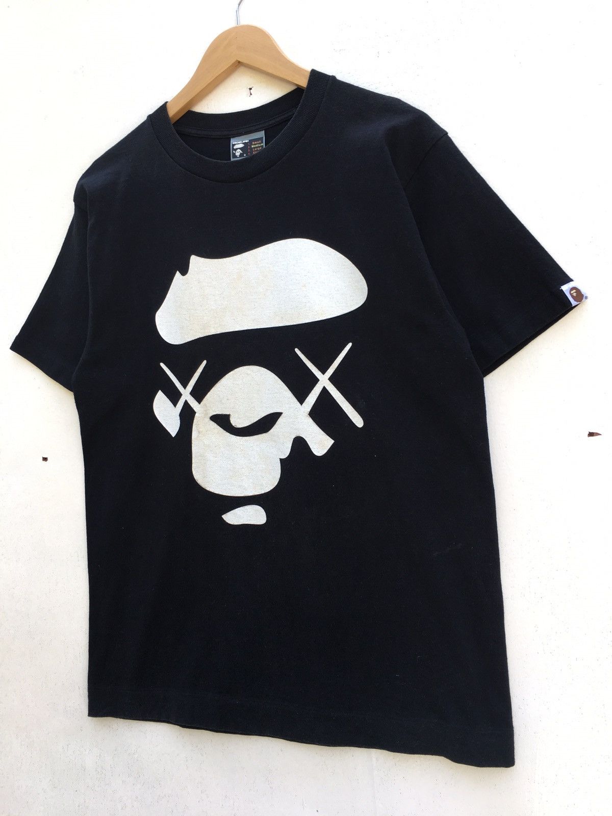 Bape × Kaws Bape x Kaws Ape Face Tee Size US M / EU 48-50 / 2 - 3 Thumbnail