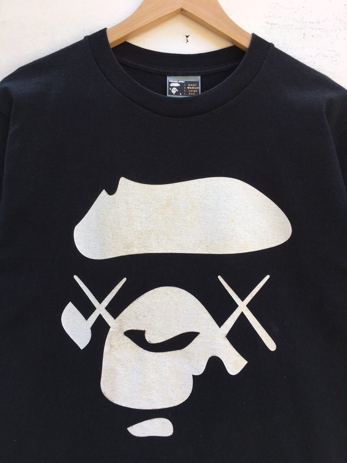 Bape × Kaws Bape x Kaws Ape Face Tee Size US M / EU 48-50 / 2 - 6 Thumbnail