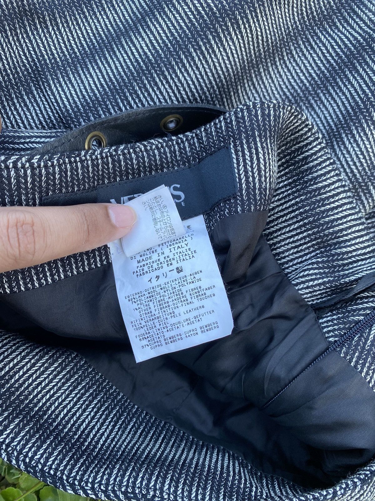 Versace GONE 🔥 Versus Versace Midi Skirt Size 28" / US 6 / IT 42 - 8 Thumbnail