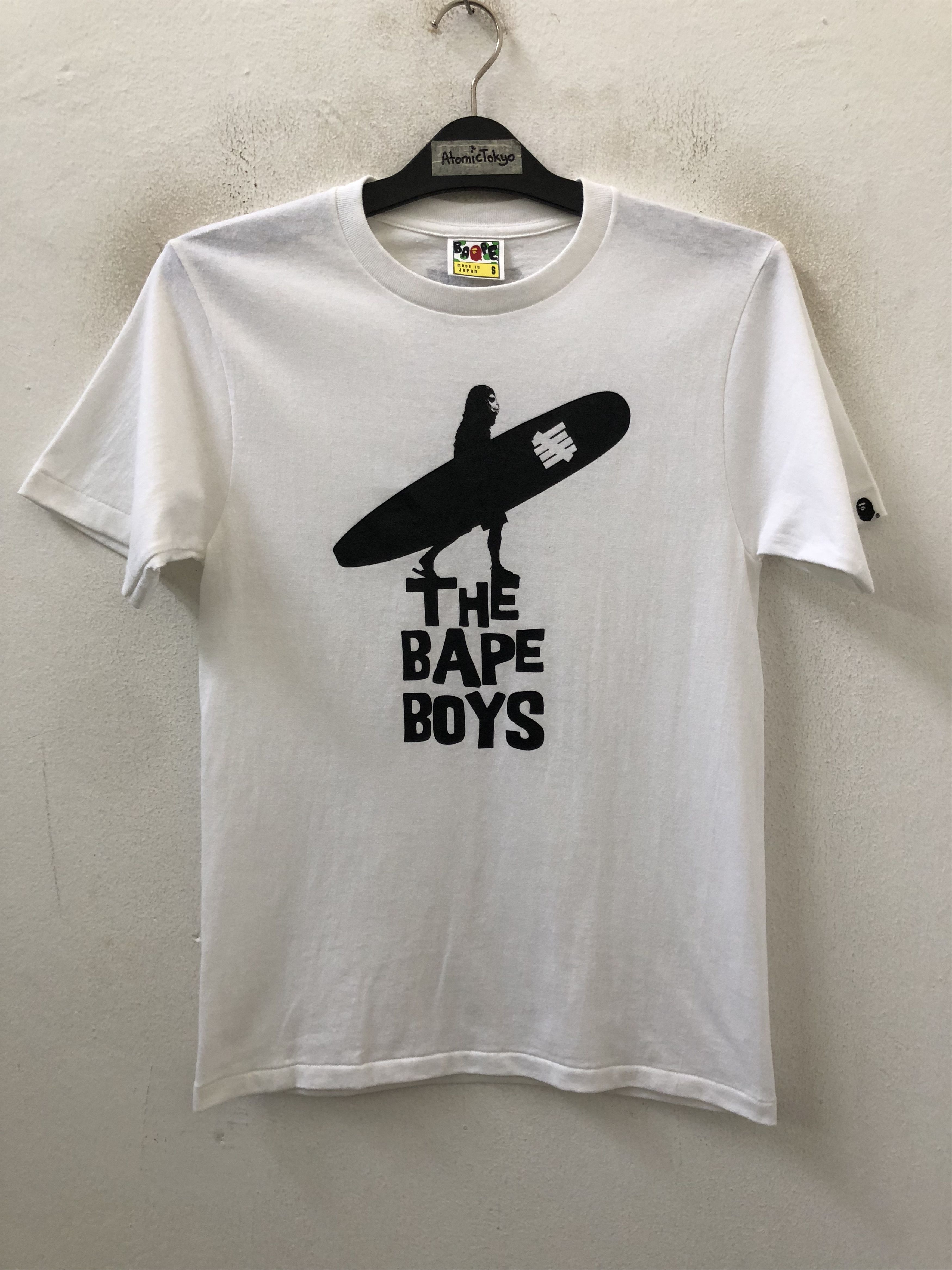 Bape × Undefeated Bape x Undefeated The Bape Boys Tee Size US S / EU 44-46 / 1 - 1 Thumbnail