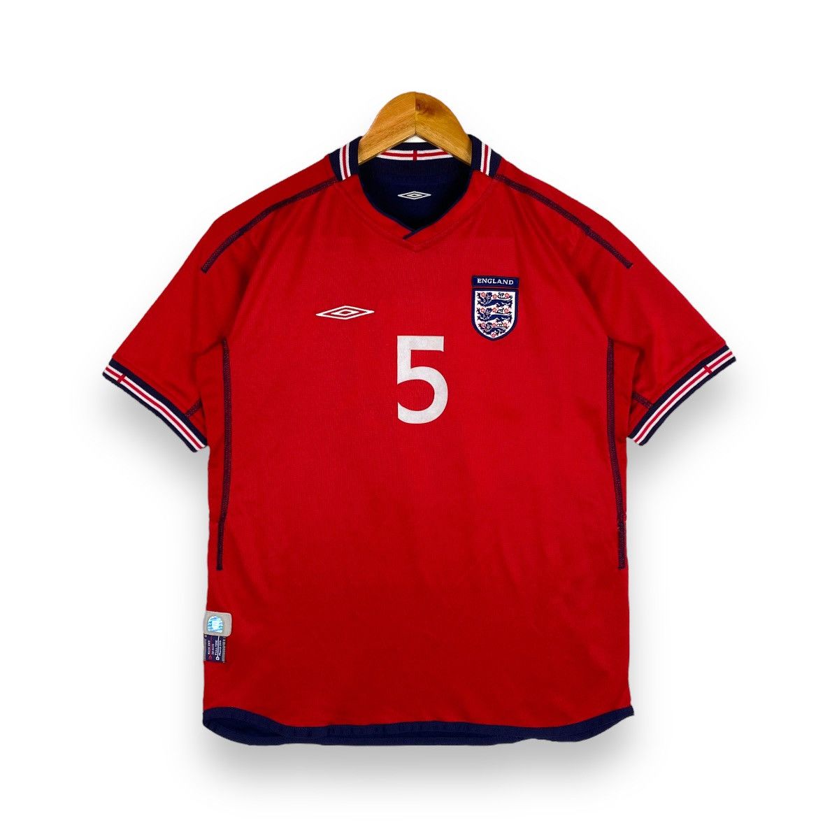 image of Soccer Jersey x Umbro 2002 Umbro England Kit Jersey Ferdinand Reversible in Red, Men's (Size Small)