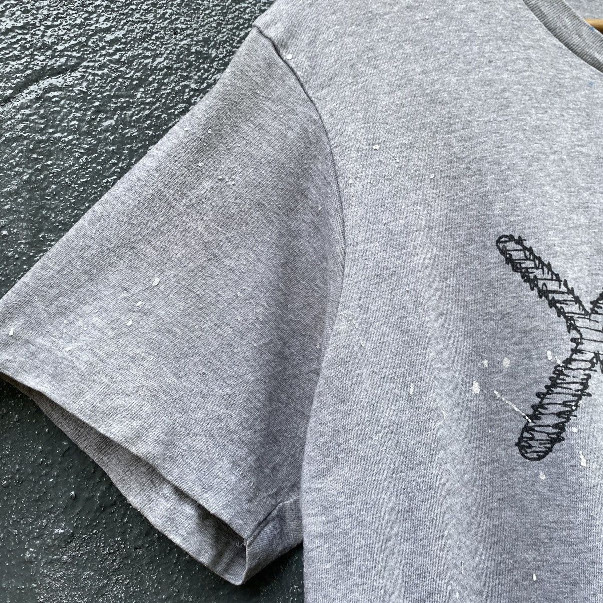 Kaws × Peanuts × Uniqlo Thrashed Kaws x Uniqlo Japanese Brand ERD GRUNGE TEE Size US L / EU 52-54 / 3 - 5 Thumbnail