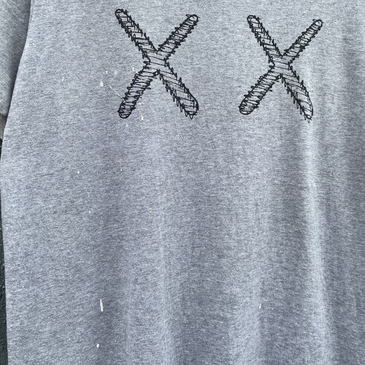 Kaws × Peanuts × Uniqlo Thrashed Kaws x Uniqlo Japanese Brand ERD GRUNGE TEE Size US L / EU 52-54 / 3 - 4 Thumbnail