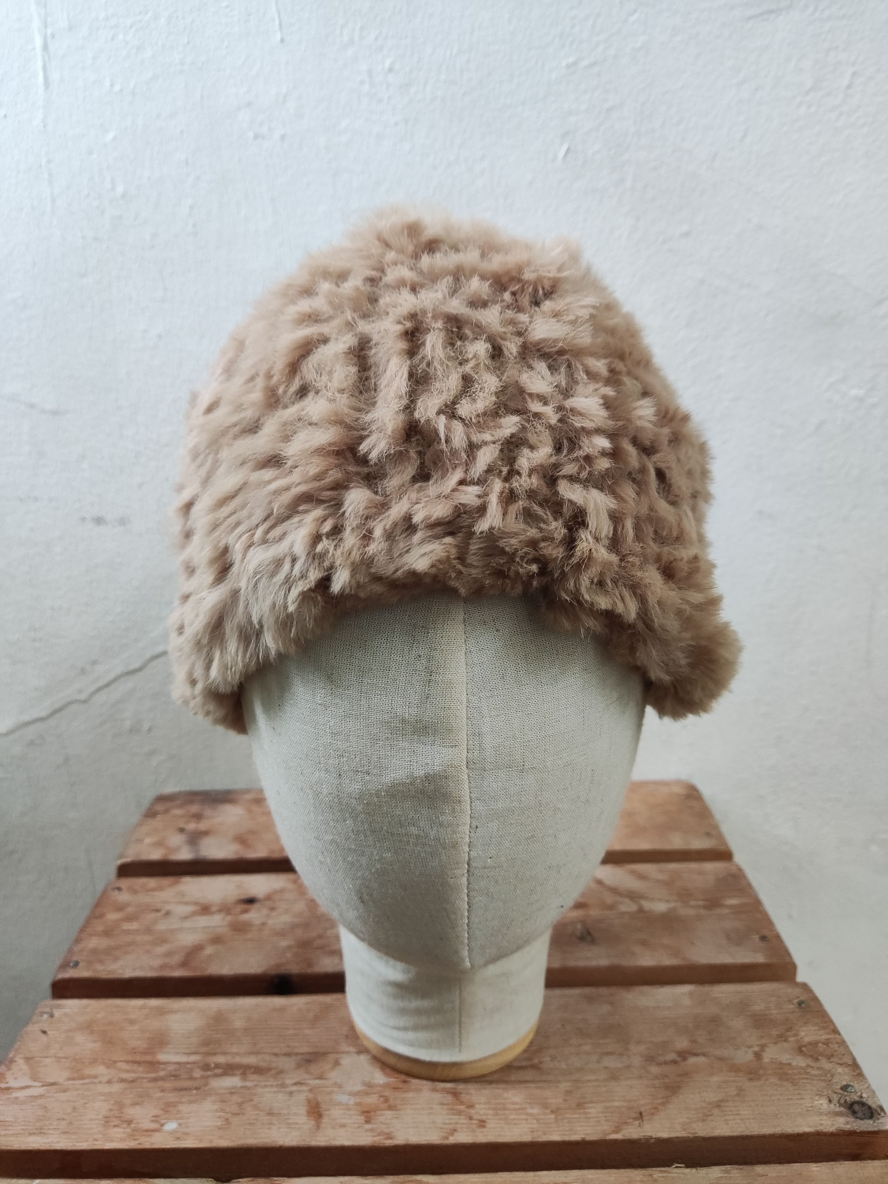 Japanese Brand Japanese Brown Fur Hat Size ONE SIZE - 2 Thumbnail