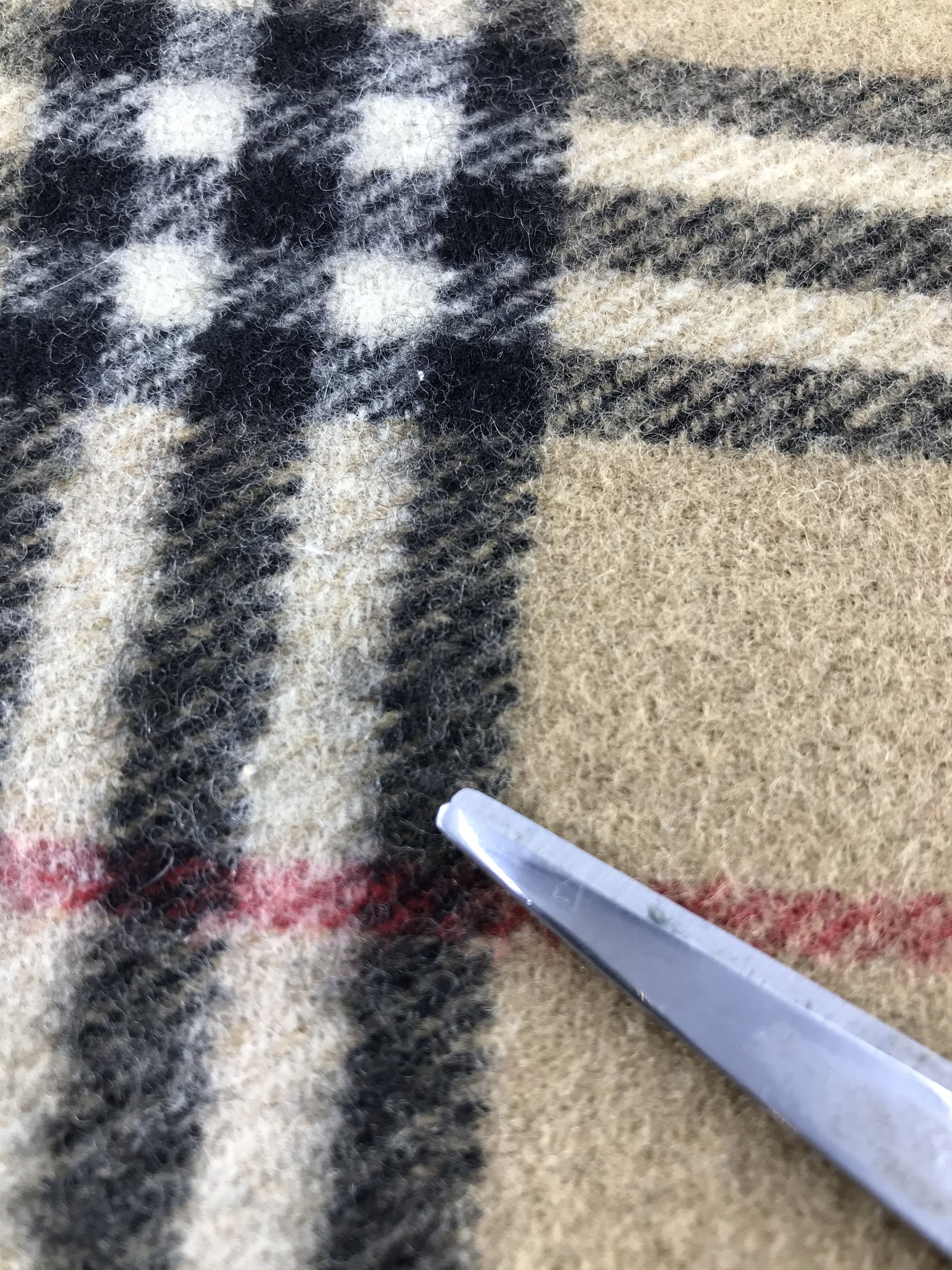 Burberry Burberrys Nova Check Tan Wool Scarf Muffler V527 Size ONE SIZE - 5 Thumbnail