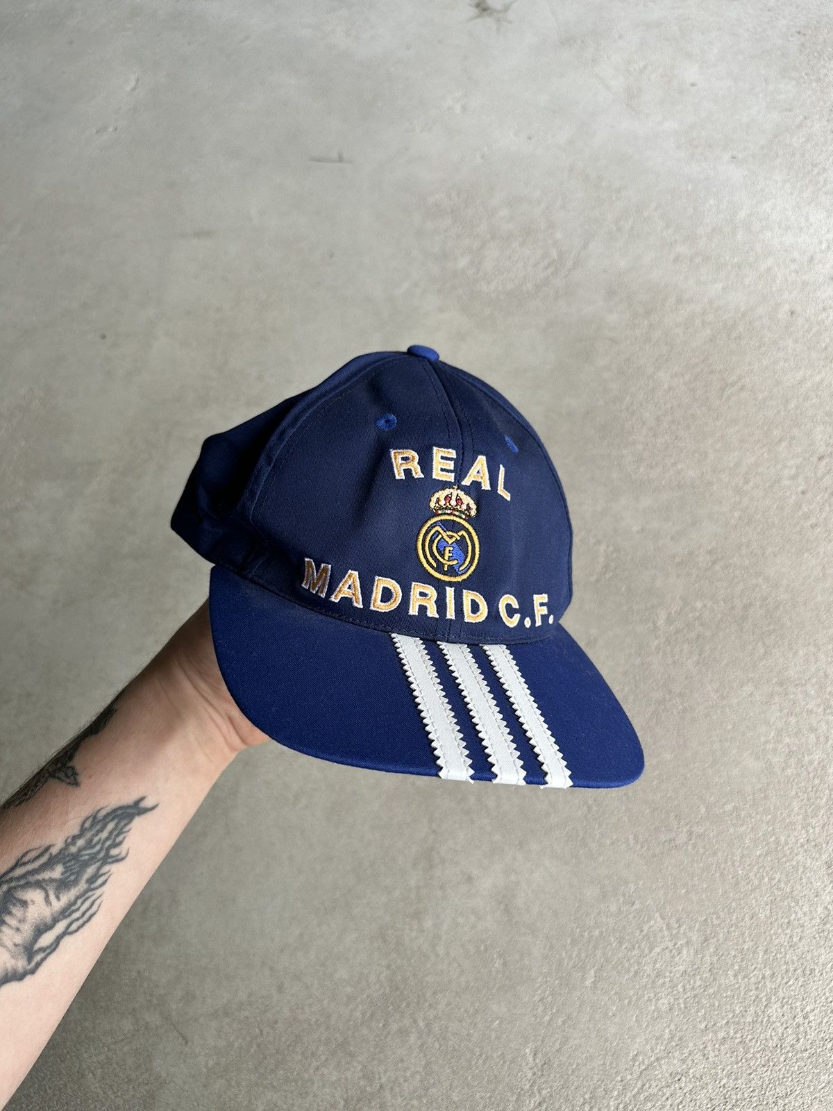 Adidas LA LIGA REAL MADRID baseball cap, one size fits all cotton navy blue type Vintage Second Hand