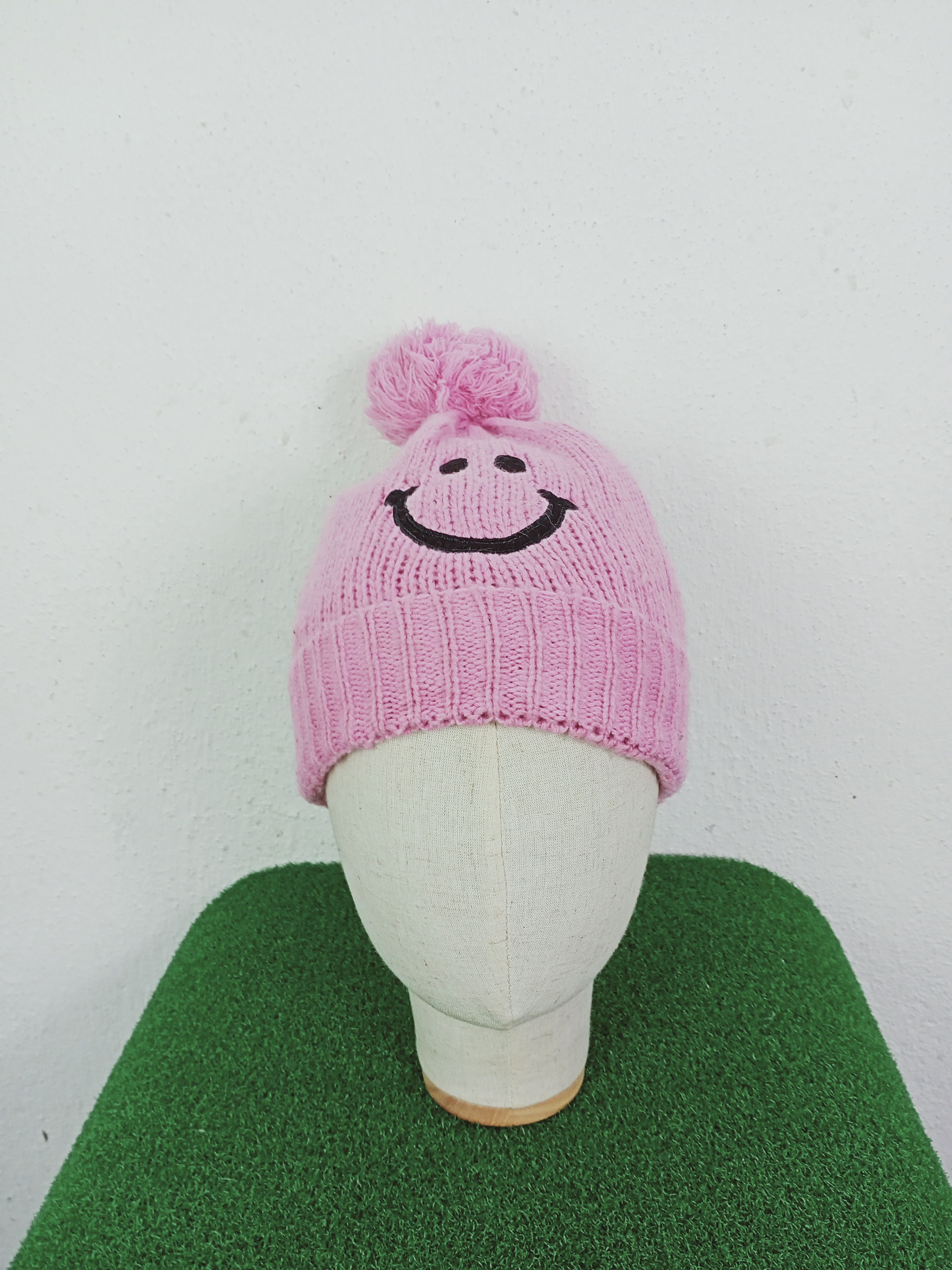 Japanese Brand Smiley Face Pom Beanie Hat Size ONE SIZE - 2 Thumbnail