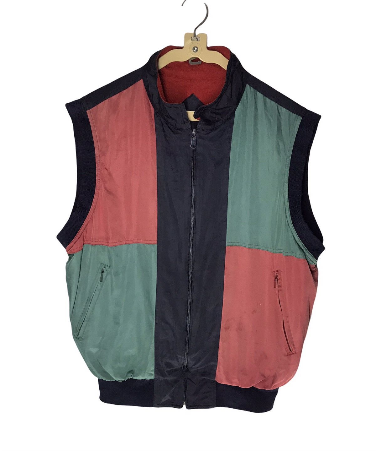 Japanese Brand Black&white sportwear reversible sleeveless zipper jacket Size US L / EU 52-54 / 3 - 1 Thumbnail
