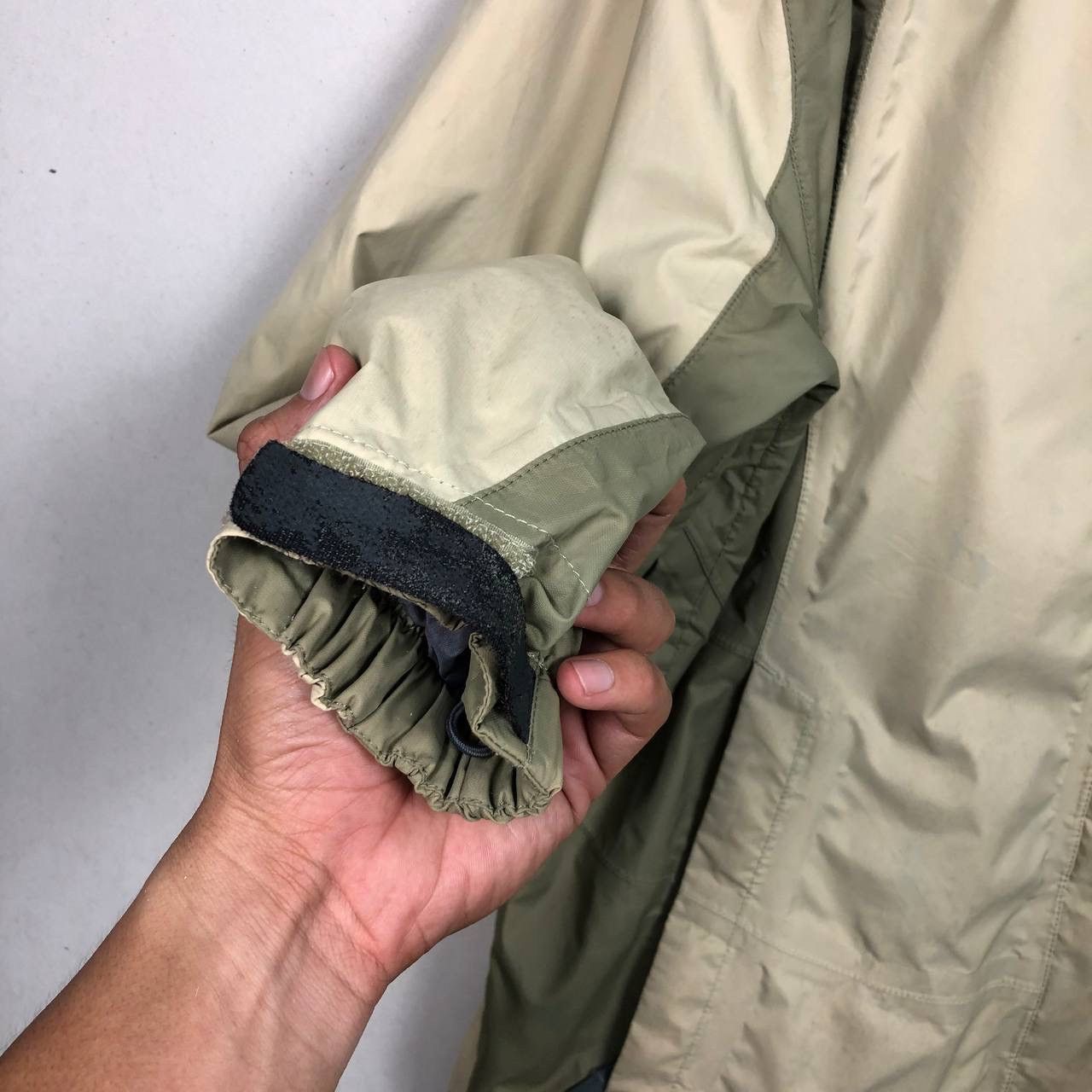 Goretex × The North Face The North Face Hardshell Quest Brown Green Army Jacket Size US L / EU 52-54 / 3 - 10 Thumbnail