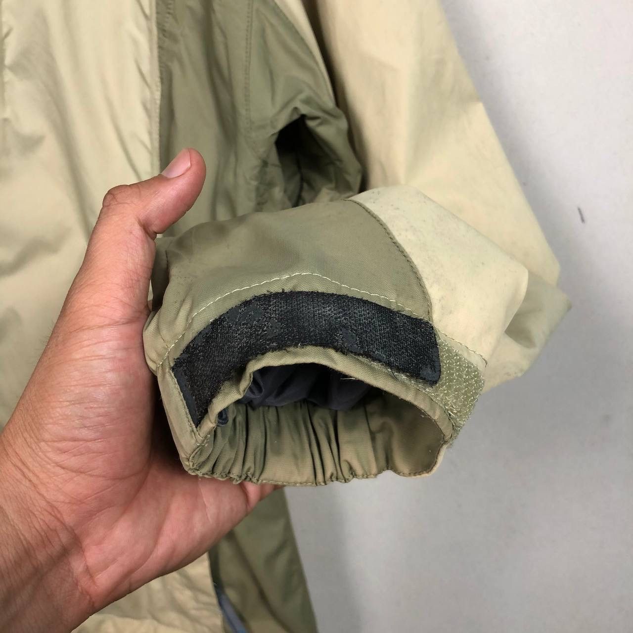 Goretex × The North Face The North Face Hardshell Quest Brown Green Army Jacket Size US L / EU 52-54 / 3 - 9 Thumbnail