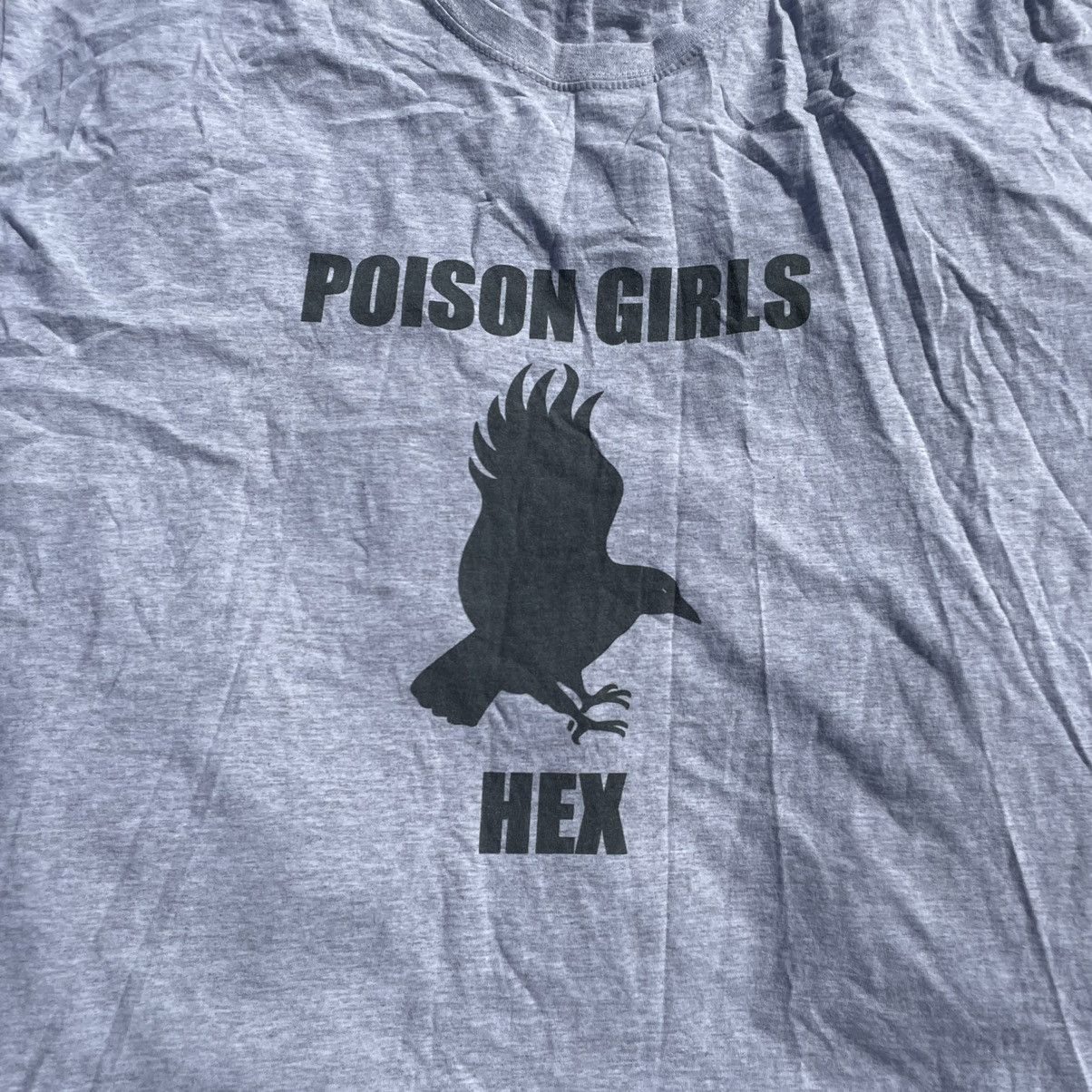 Vintage Vintage Y2K Sun Faded Poison Girls Hex Graphic Tee Cropped L Size US L / EU 52-54 / 3 - 4 Thumbnail