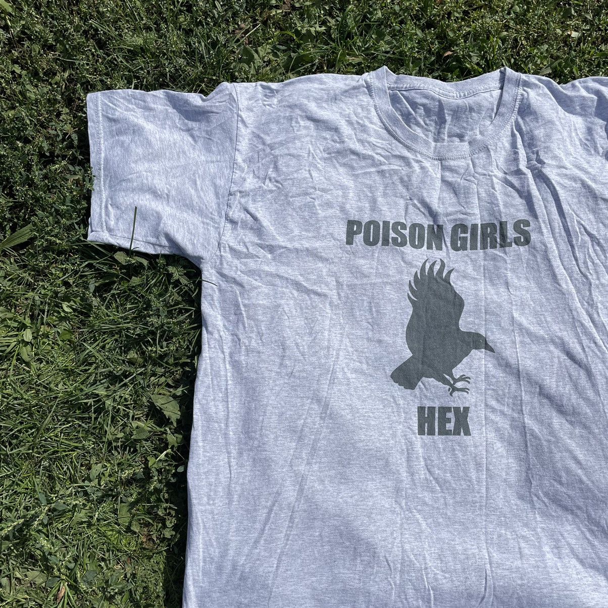 Vintage Vintage Y2K Sun Faded Poison Girls Hex Graphic Tee Cropped L Size US L / EU 52-54 / 3 - 3 Thumbnail