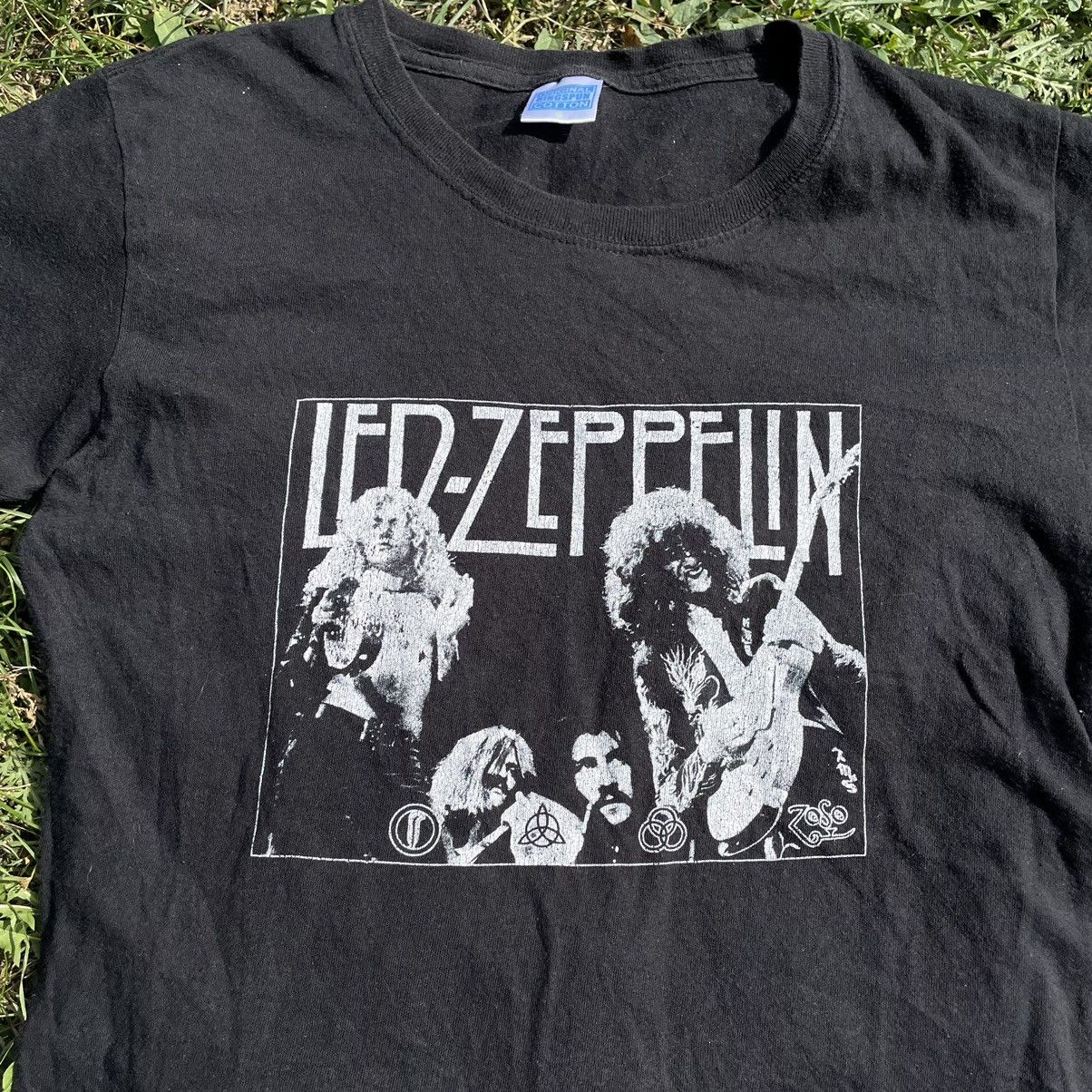 Vintage Vintage 90s Led Zeppelin Band Tee Sun Faded Grunge Baggy S Size US S / EU 44-46 / 1 - 2 Thumbnail