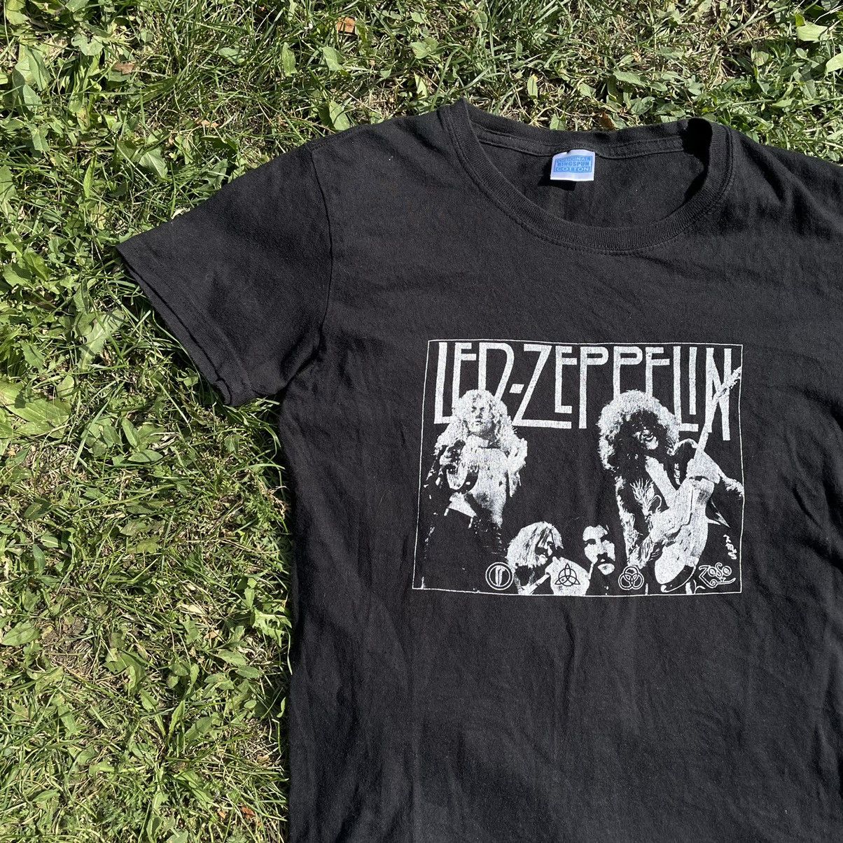 Vintage Vintage 90s Led Zeppelin Band Tee Sun Faded Grunge Baggy S Size US S / EU 44-46 / 1 - 4 Thumbnail