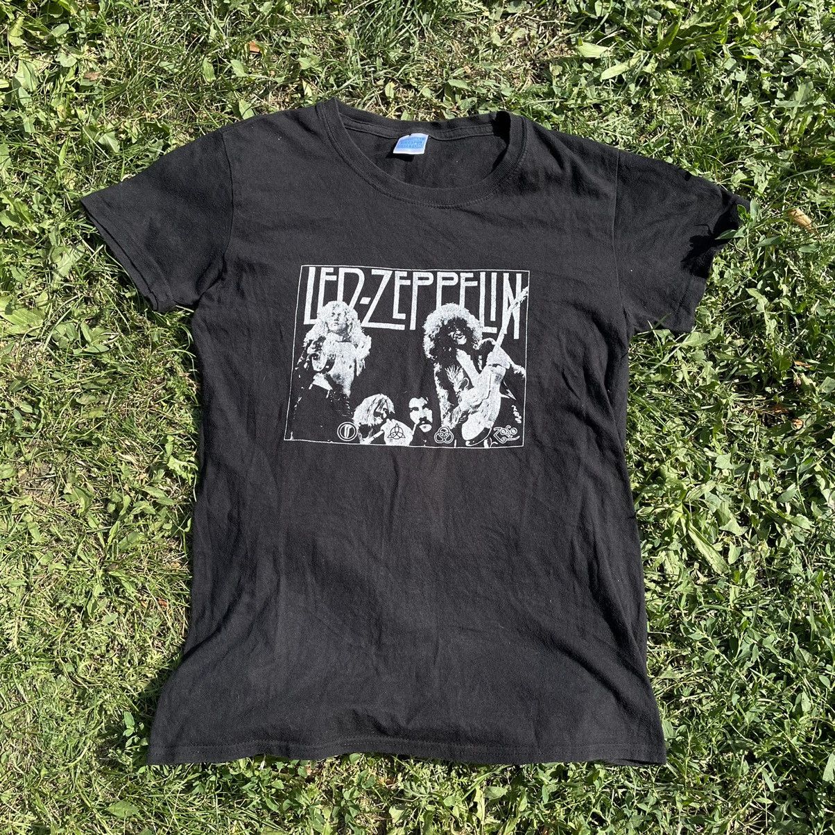Vintage Vintage 90s Led Zeppelin Band Tee Sun Faded Grunge Baggy S Size US S / EU 44-46 / 1 - 1 Thumbnail