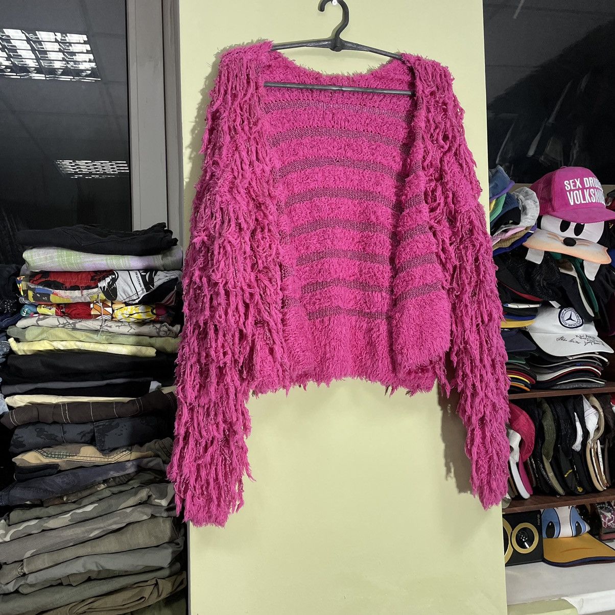 Vintage Y2K Hot Pink Fuzzy Cropped Sweater Hypebeast Rave Graphic OS Size ONE SIZE - 5 Thumbnail