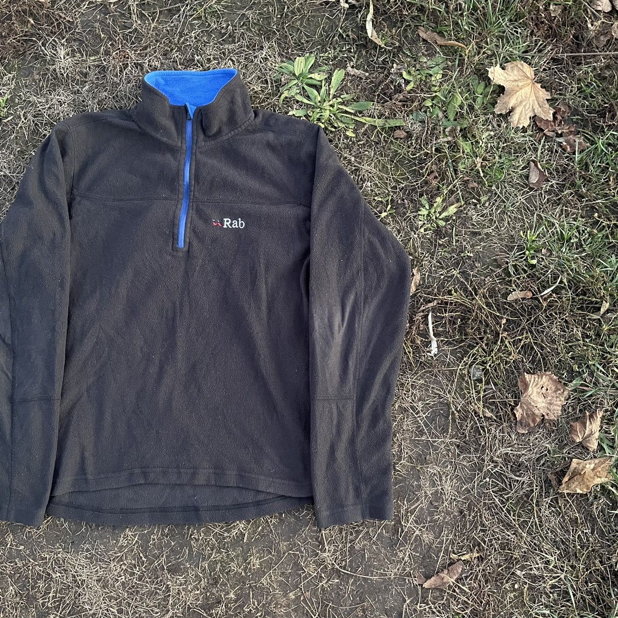 Vintage Vintage Rab Half Zip Fleece Jacket Gorpcore Navy Relaxed M Size US M / EU 48-50 / 2 - 2 Thumbnail