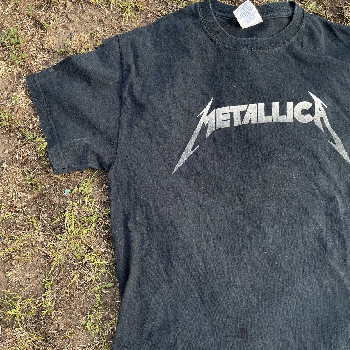 Vintage Vintage 90s Metallica Faded Band Tee Grunge Streetwear M Size US M / EU 48-50 / 2 - 3 Thumbnail