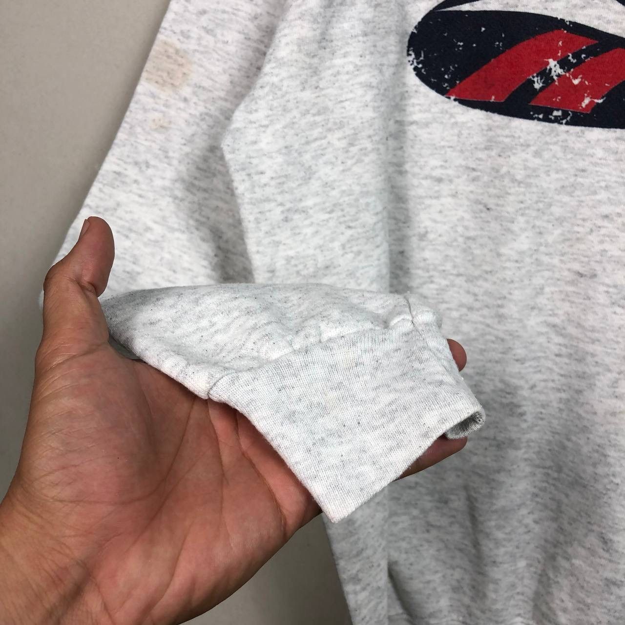Reebok × Vintage Vintage 90s Reebok Big Logo Pullover Sweatshirt Streetwear Size US L / EU 52-54 / 3 - 6 Thumbnail