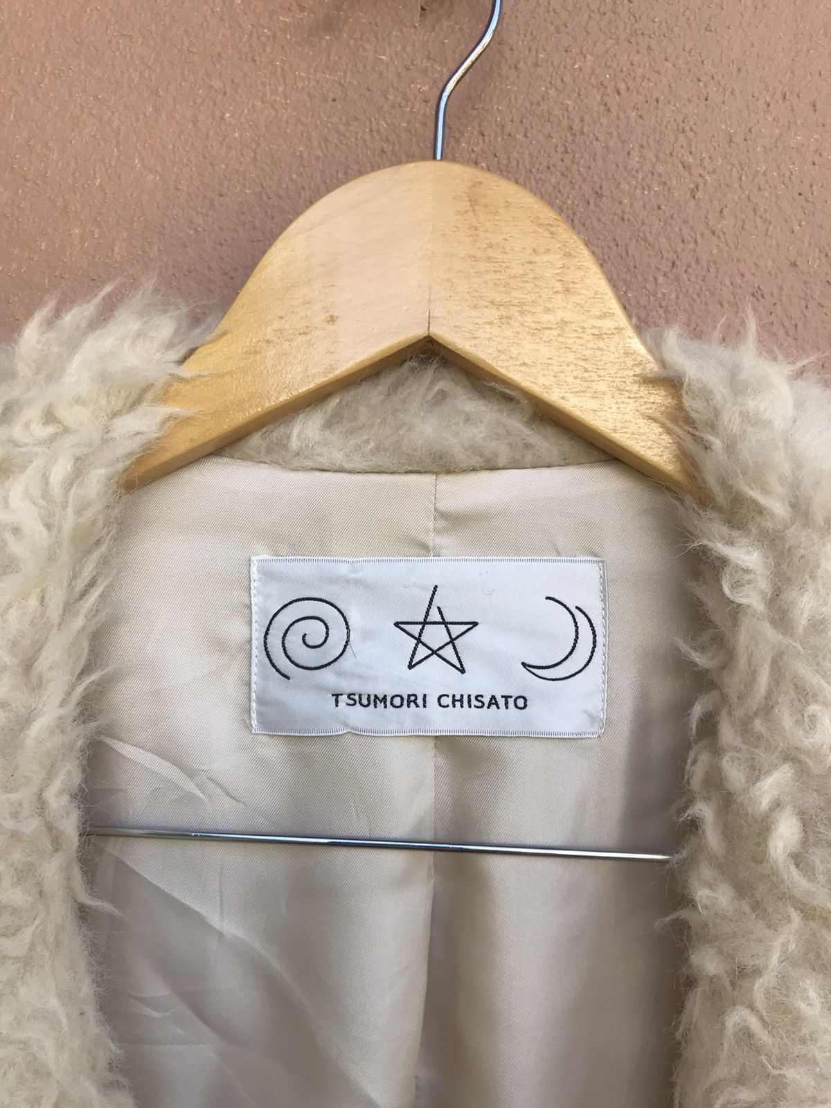 Issey Miyake Tsumori Chisato Issey Miyake Faux Fur Heavy Long Coat Size L / US 10 / IT 46 - 13 Thumbnail