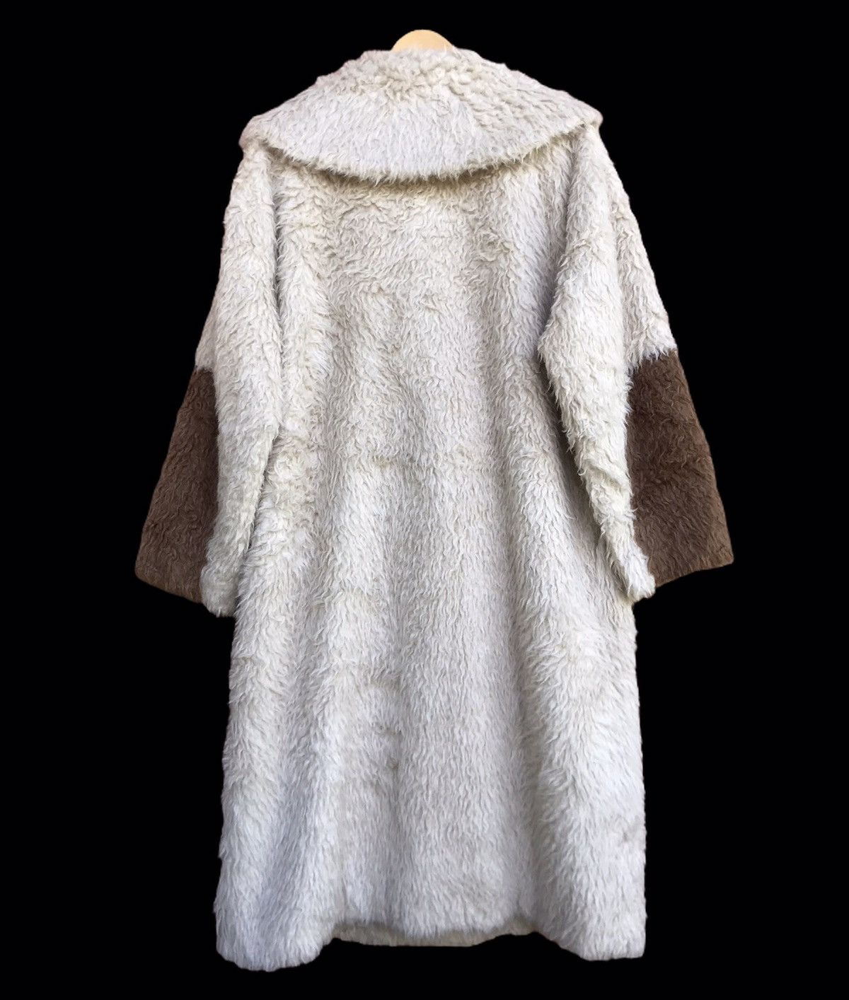 Issey Miyake Tsumori Chisato Issey Miyake Faux Fur Heavy Long Coat Size L / US 10 / IT 46 - 4 Thumbnail