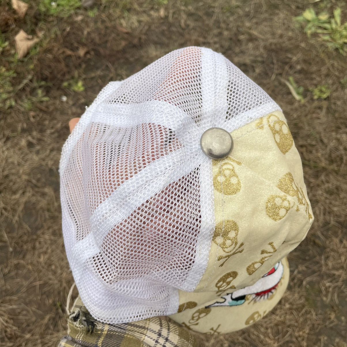 Vintage Vintage Y2K Ed Hardy Style Trucker Hat Cream Punk Opium OS Size ONE SIZE - 5 Thumbnail