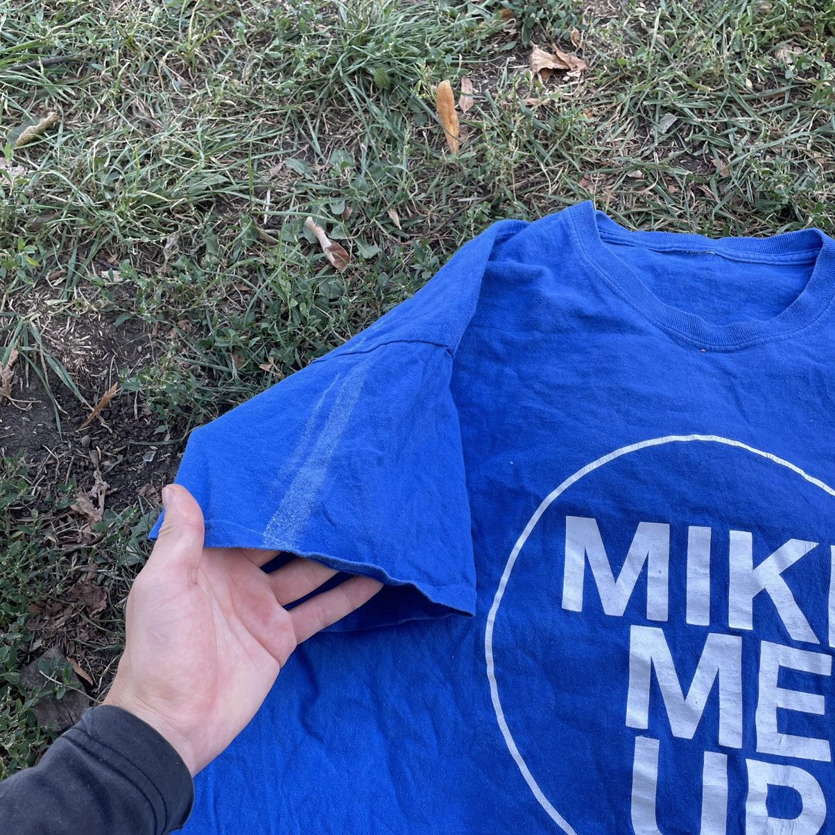 Vintage Vintage 90s Graphic Tee Mike Me Up Streetwear Humor Baggy XL Size US XL / EU 56 / 4 - 6 Thumbnail