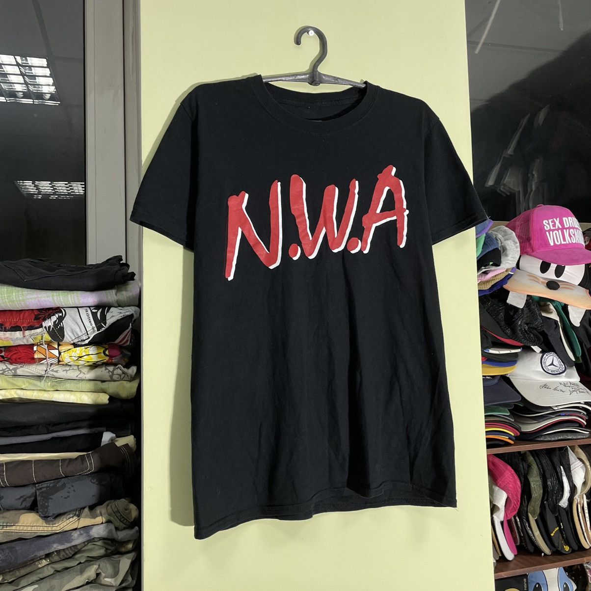 Vintage Vintage Y2K NWA Graphic Tee Streetwear Swag Black Baggy L Size US L / EU 52-54 / 3 - 3 Thumbnail