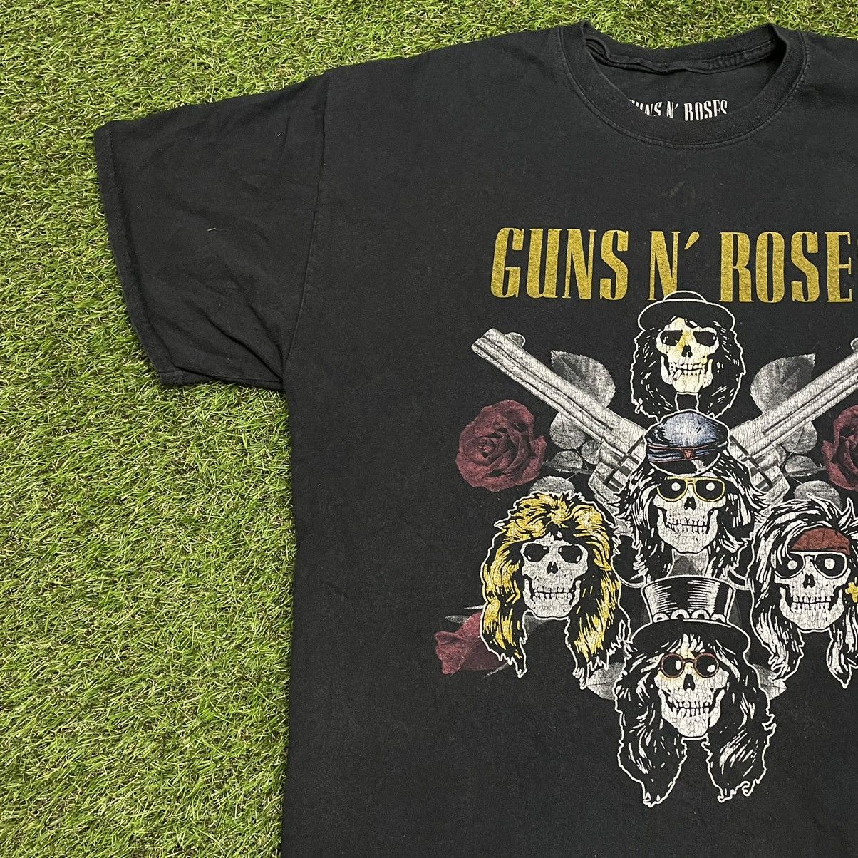 Vintage Vintage 90s Guns N Roses Band Tee Sun Faded Graphic Rave XL Size US XL / EU 56 / 4 - 3 Thumbnail