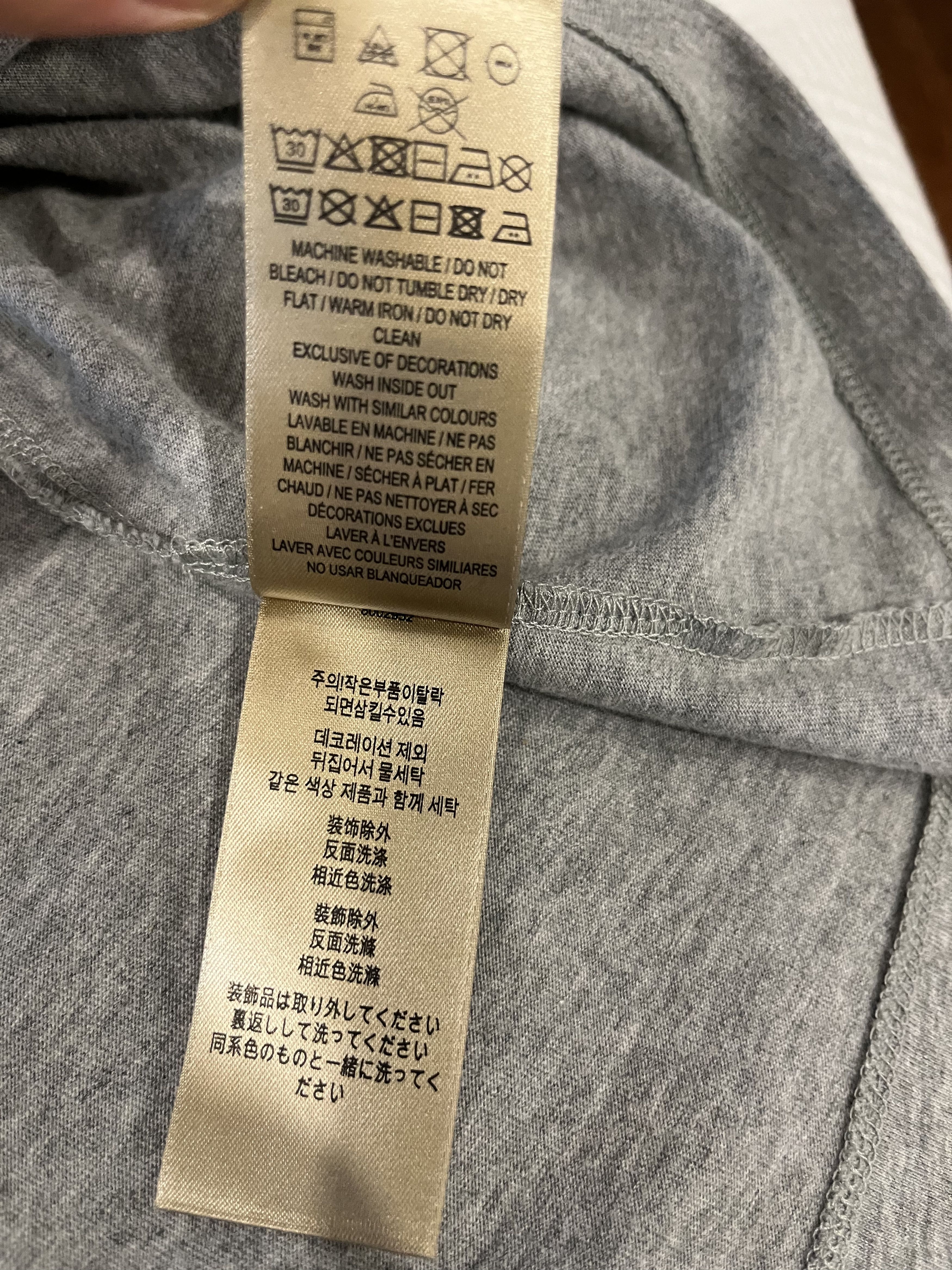 Burberry Burberry Embroidered Prosum (du cavalier) Tshirt Size US M / EU 48-50 / 2 - 7 Thumbnail