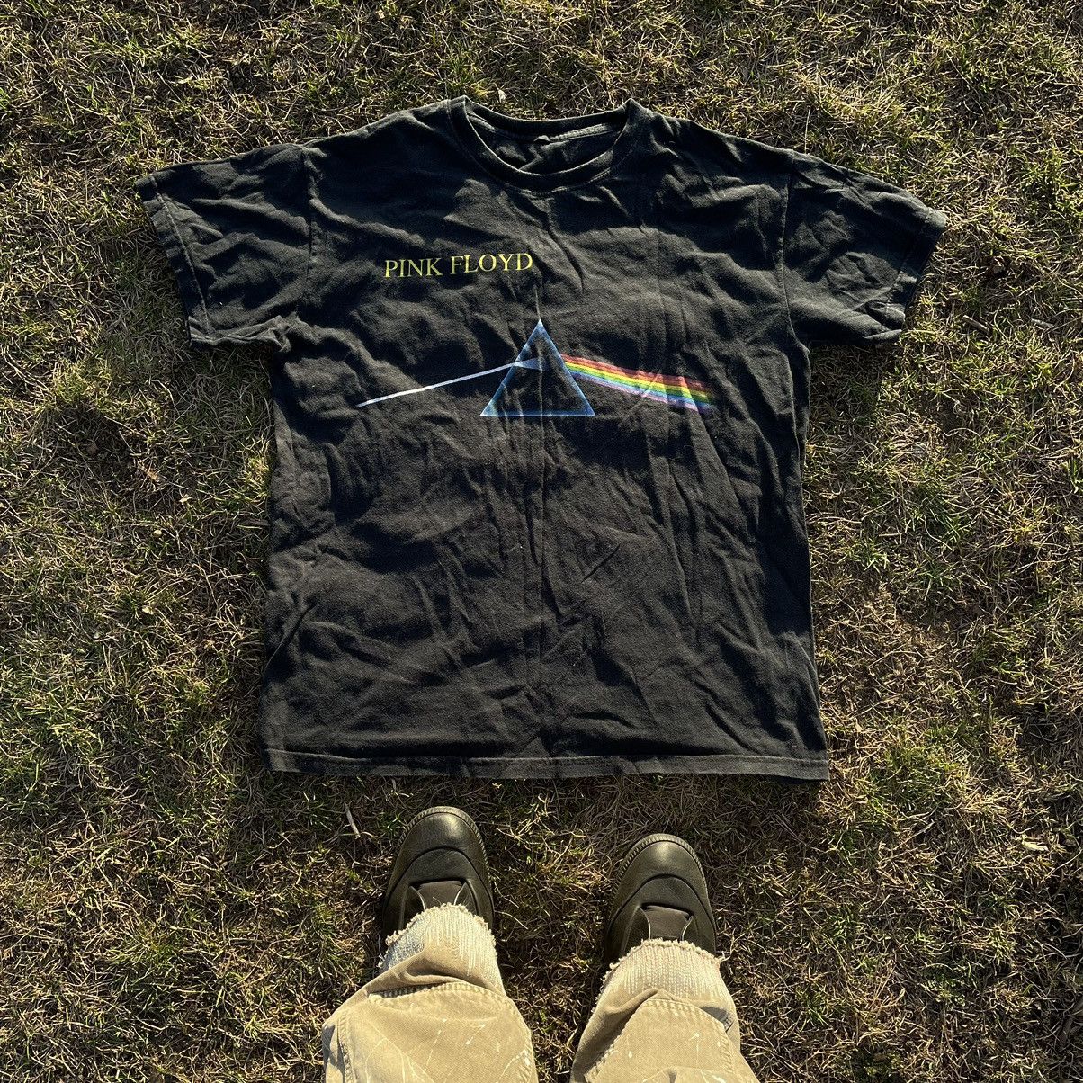 Vintage Vintage 90s Pink Floyd Sun Faded Graphic Band Tee Grunge M Size US M / EU 48-50 / 2 - 1 Thumbnail